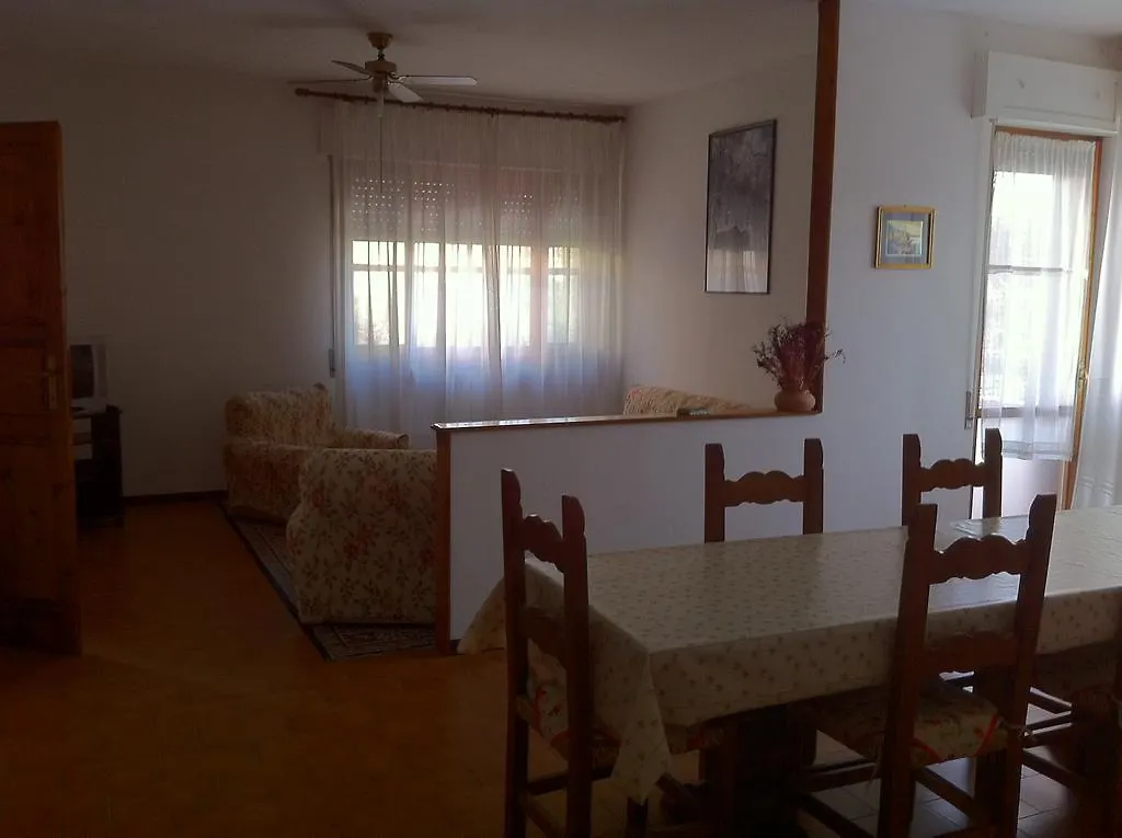 Villa Candida Baratili San Pietro Vakantiehuis